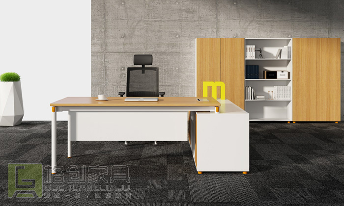 經理辦公桌子