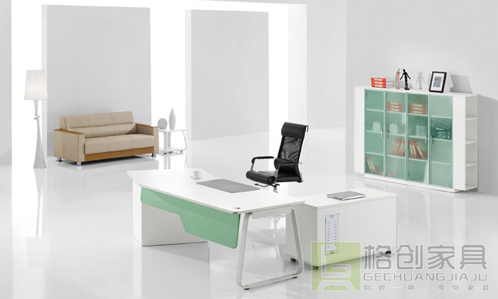 經理辦公桌子