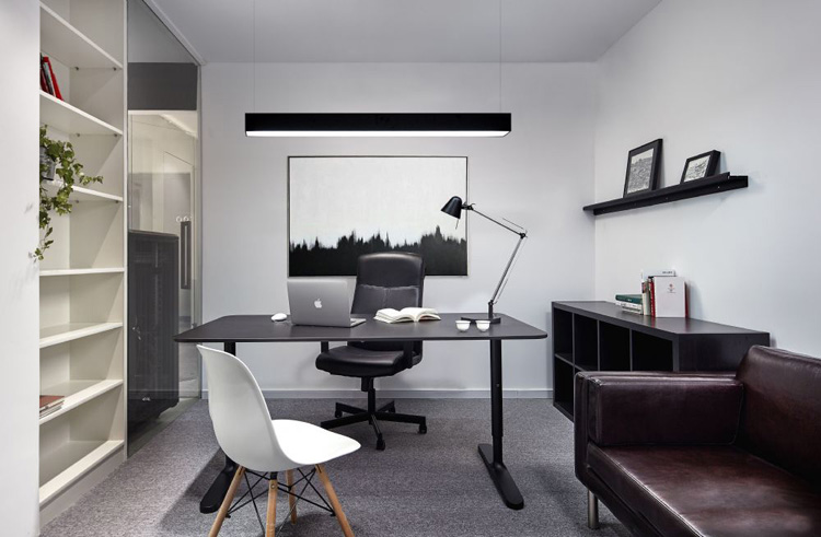 現(xiàn)代辦公家具